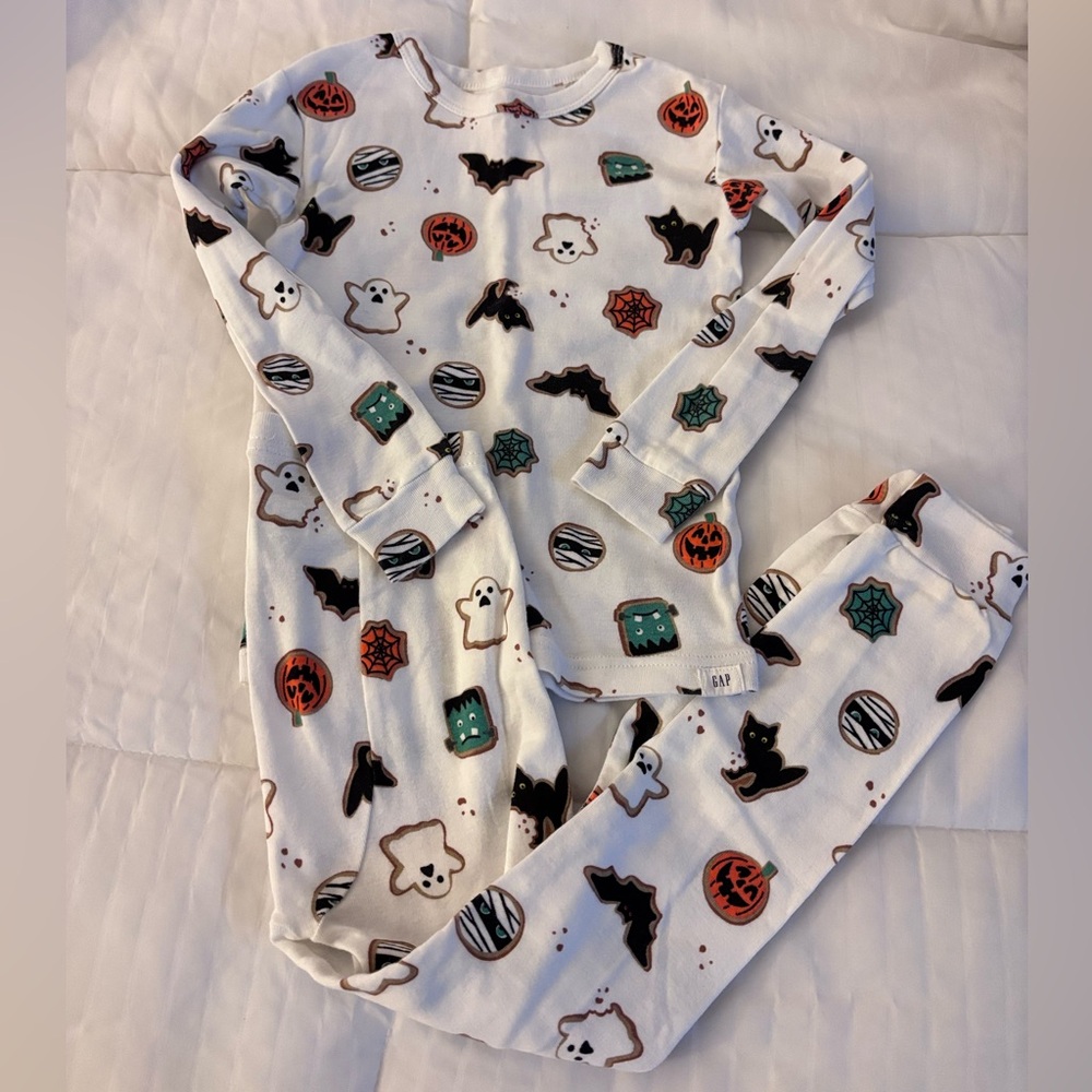 GAP Kids Halloween Pajama Set Sz 5